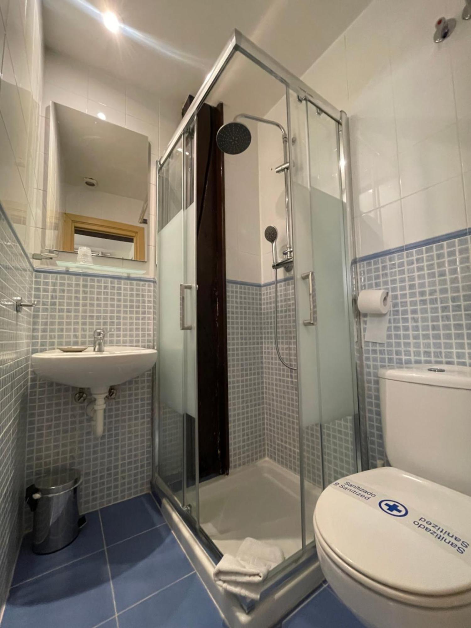 Pension Artea Сан-Себастьян Экстерьер фото