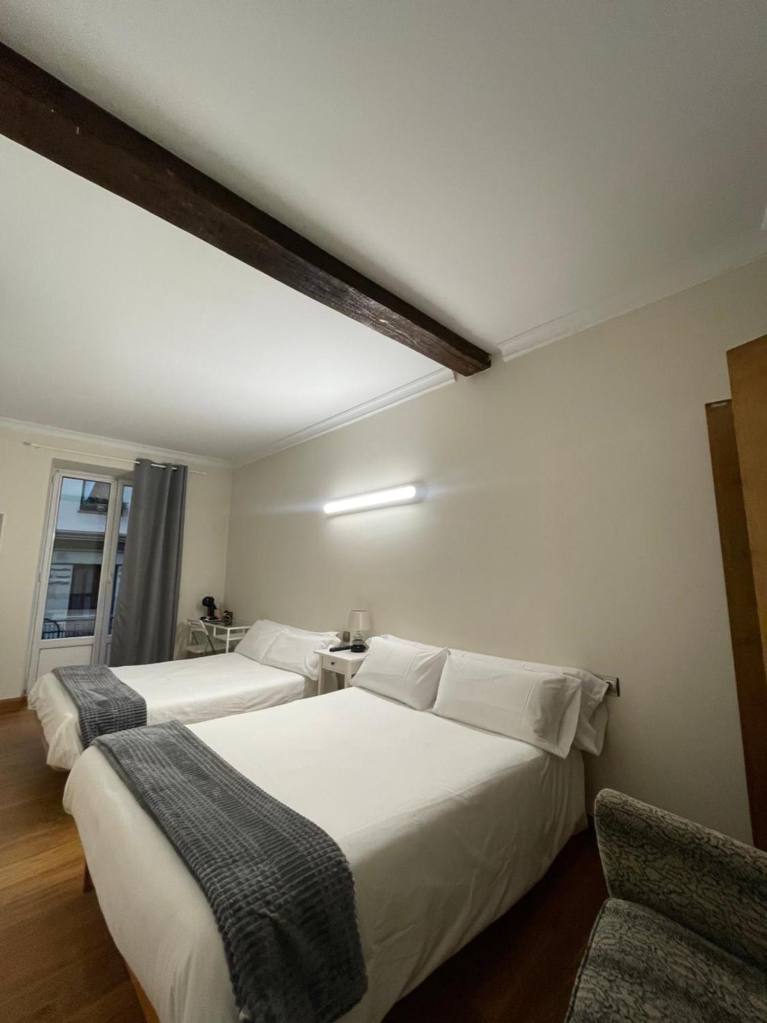 Pension Artea Сан-Себастьян Экстерьер фото