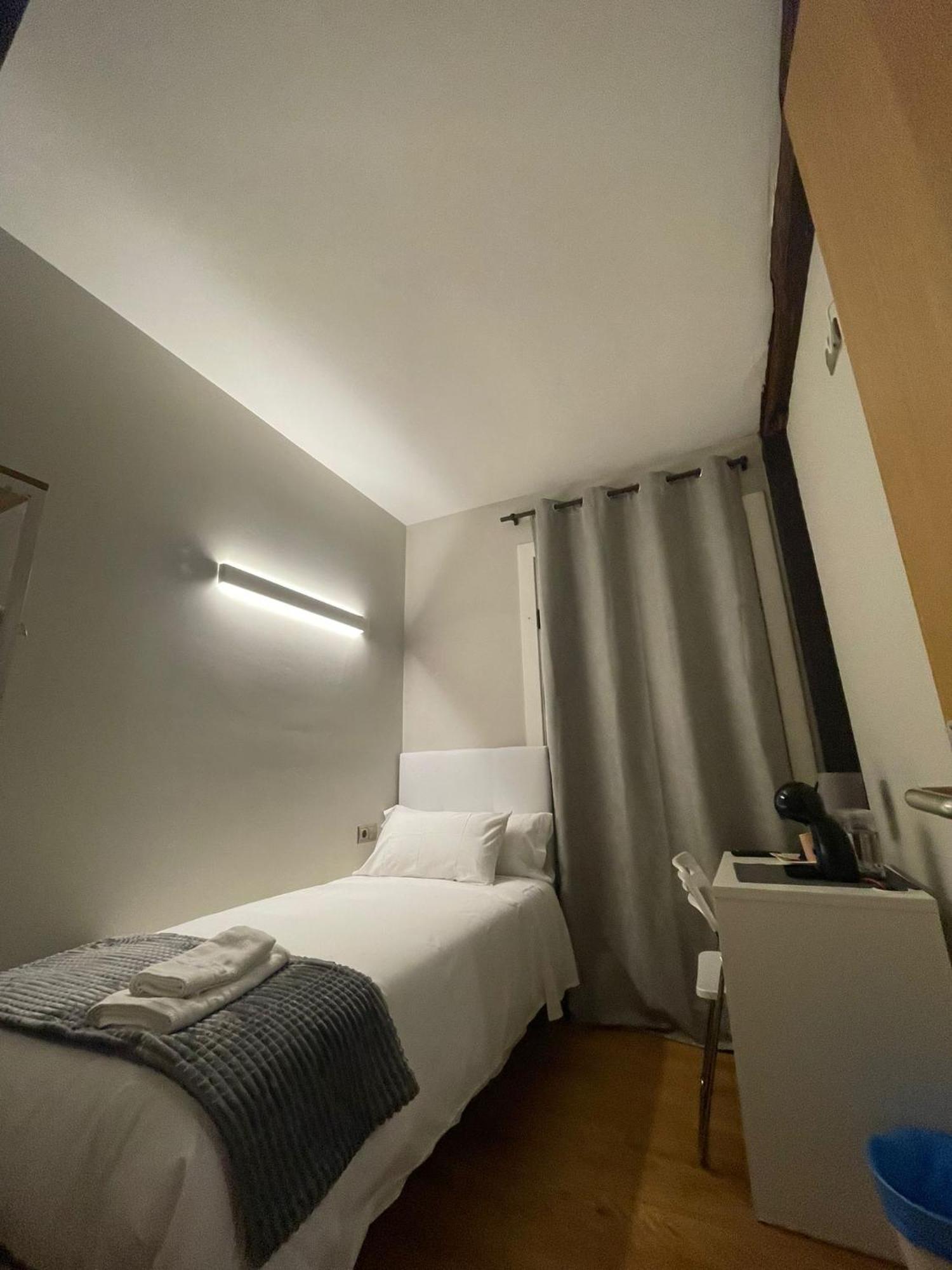 Pension Artea Сан-Себастьян Экстерьер фото