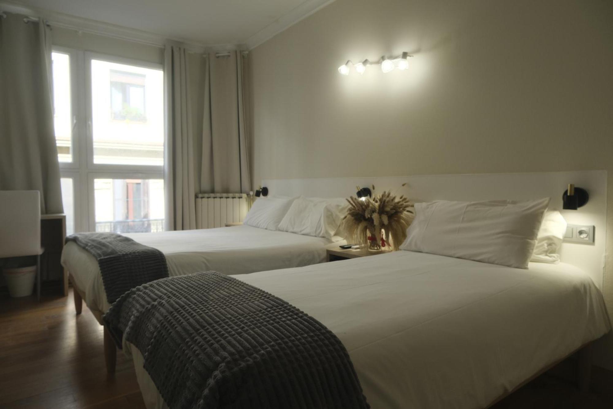 Pension Artea Сан-Себастьян Экстерьер фото